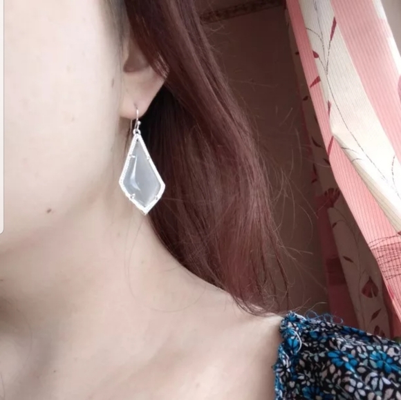 Chandelier Earrings Drop Down and Fun - Picture 3 of 6